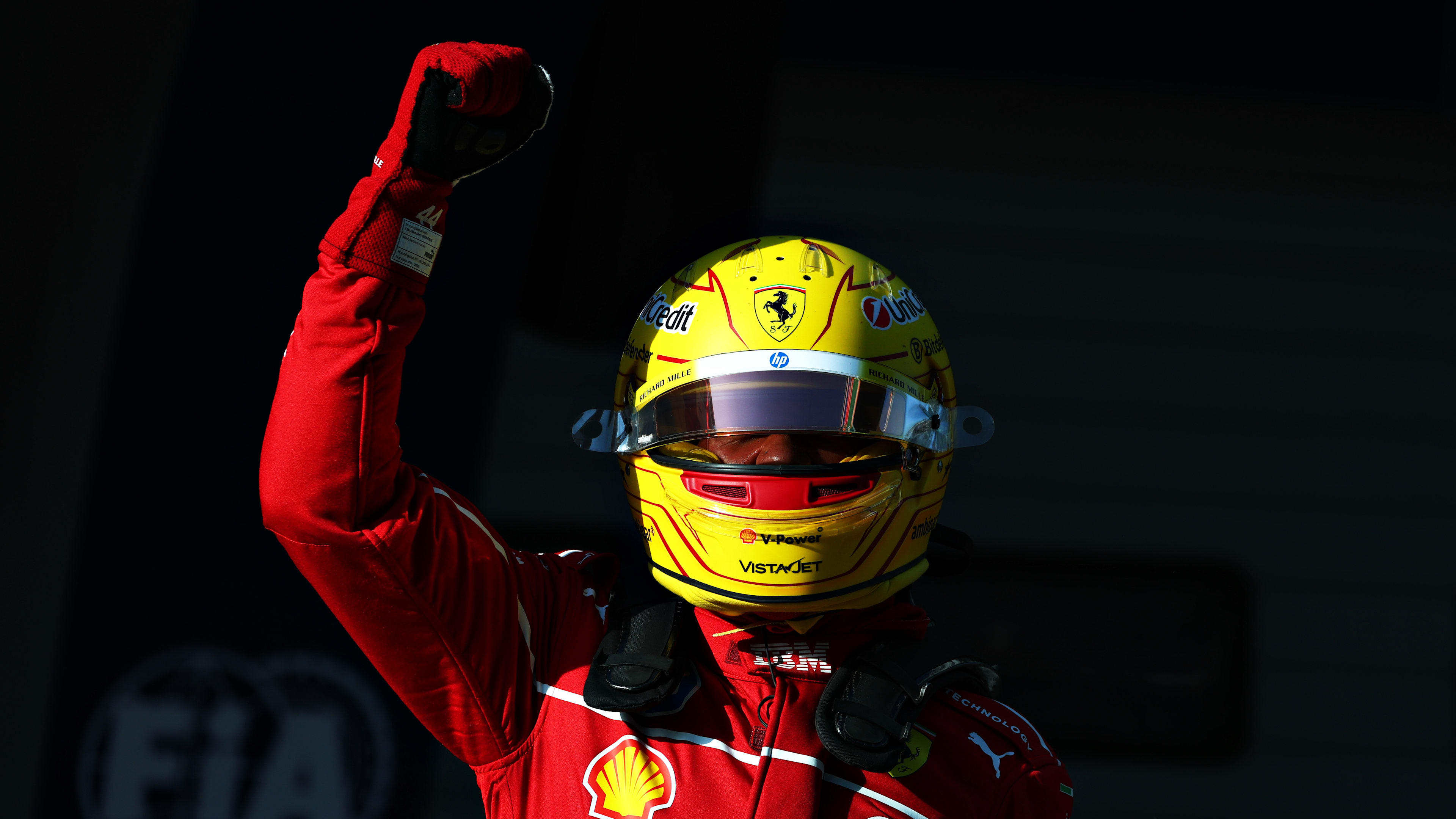 Hamilton Secures Pole In Thrilling China Sprint Qualifying Hamilton Secures Pole In Thrilling China Sprint Qualifying