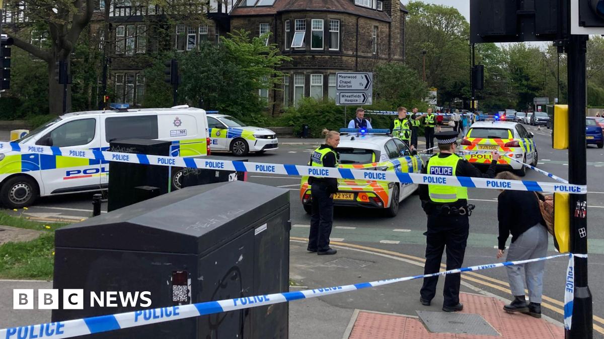 Leeds Stabbing: Three Injured, Man With Weapons Sought By Police Leeds Stabbing: Three Injured, Man With Weapons Sought By Police