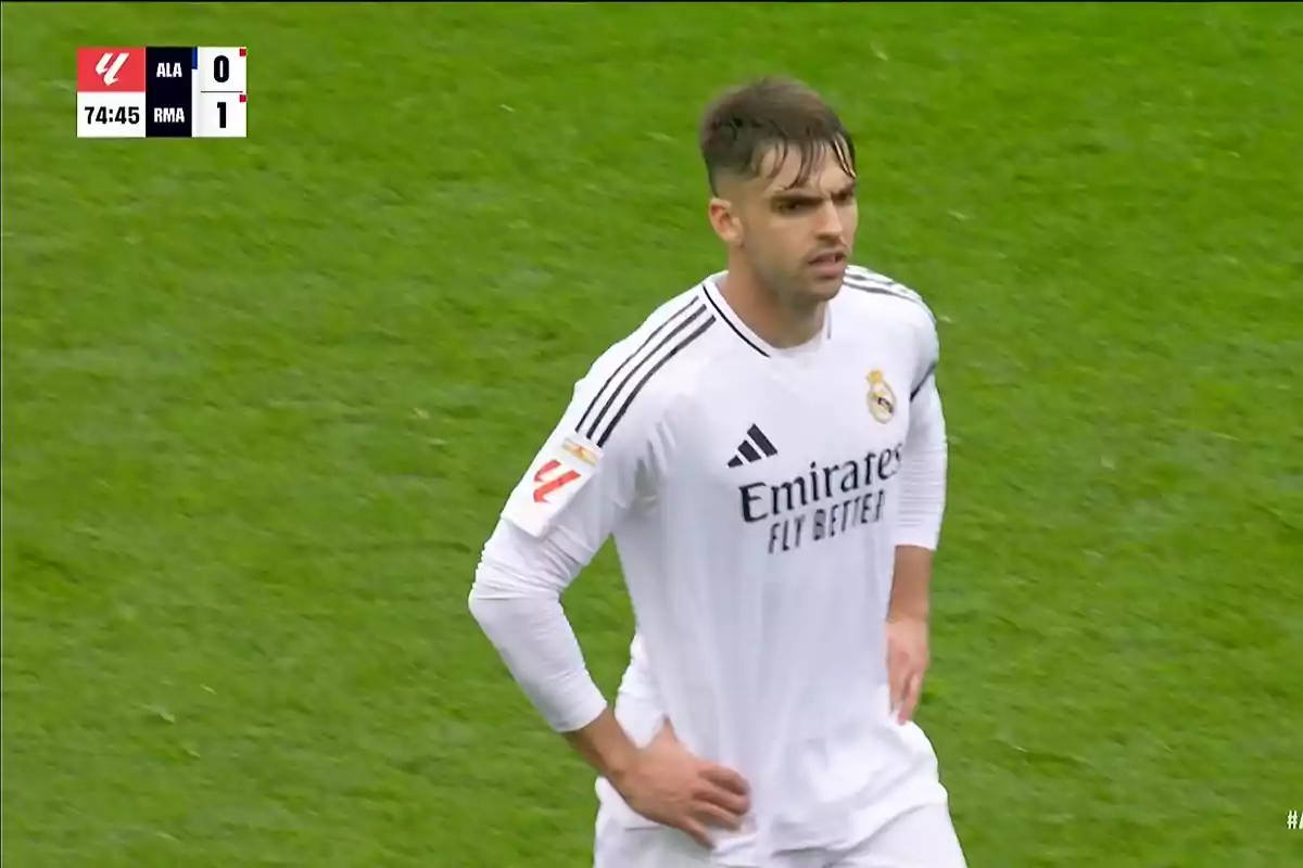 Más Allá De La Pantalla: El Viral De Asencio Y La Fervorosa Afición De Mendizorroza Más Allá De La Pantalla: El Viral De Asencio Y La Fervorosa Afición De Mendizorroza