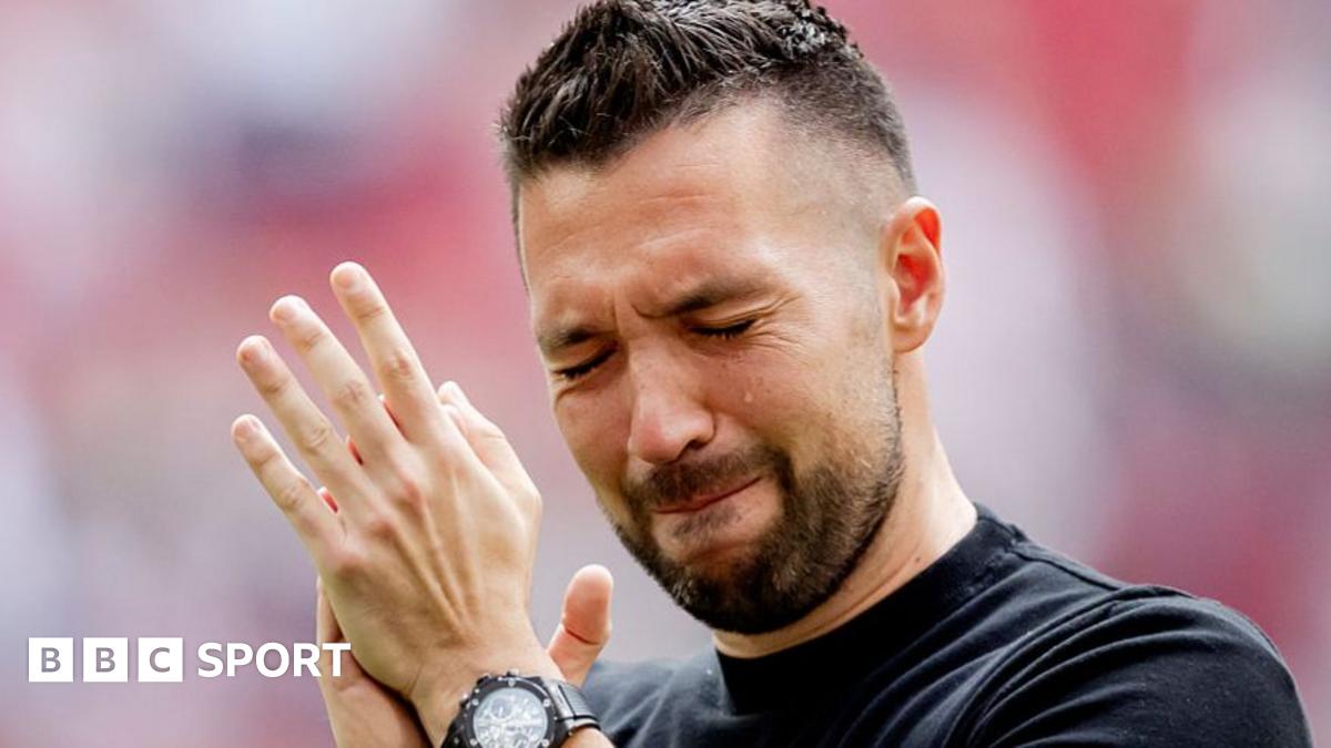 Nine Points, One Minute: Ajax's Devastating Title Race Collapse Explained Nine Points, One Minute: Ajax's Devastating Title Race Collapse Explained
