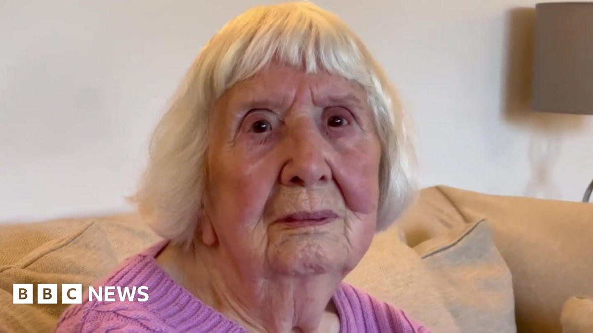 Oldest Post Office Robbery Victim Speaks Out Against Inadequate Compensation Oldest Post Office Robbery Victim Speaks Out Against Inadequate Compensation