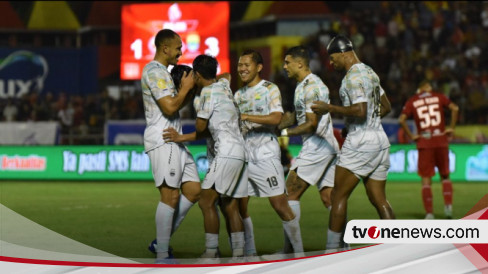 Persib Bidik Juara Liga 1 Back-to-Back: Strategi Tanpa Andalkan Hasil Arema Vs Persebaya Persib Bidik Juara Liga 1 Back-to-Back: Strategi Tanpa Andalkan Hasil Arema Vs Persebaya