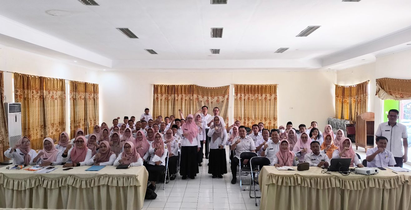 Rapat Disdikbud Bandar Lampung: Strategi Sukses SPMB 2025 Untuk Siswa SD/SMP Rapat Disdikbud Bandar Lampung: Strategi Sukses SPMB 2025 Untuk Siswa SD/SMP
