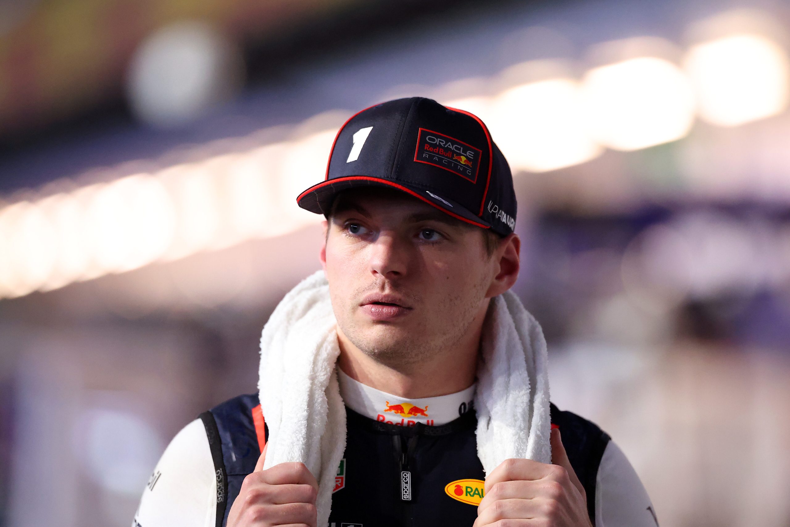 Red Bull's Verstappen Dilemma: Contract Negotiations And The Fight For F1 Supremacy Red Bull's Verstappen Dilemma: Contract Negotiations And The Fight For F1 Supremacy