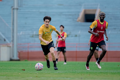 Semangat Juang Tinggi, Persebaya Siap Libas Semen Padang Semangat Juang Tinggi, Persebaya Siap Libas Semen Padang
