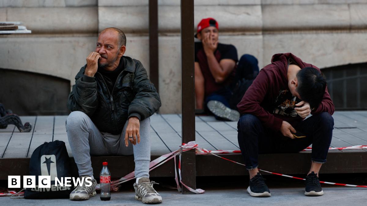 State Of Emergency In Spain As Portugal Battles Widespread Power Cuts And Travel Disruptions State Of Emergency In Spain As Portugal Battles Widespread Power Cuts And Travel Disruptions