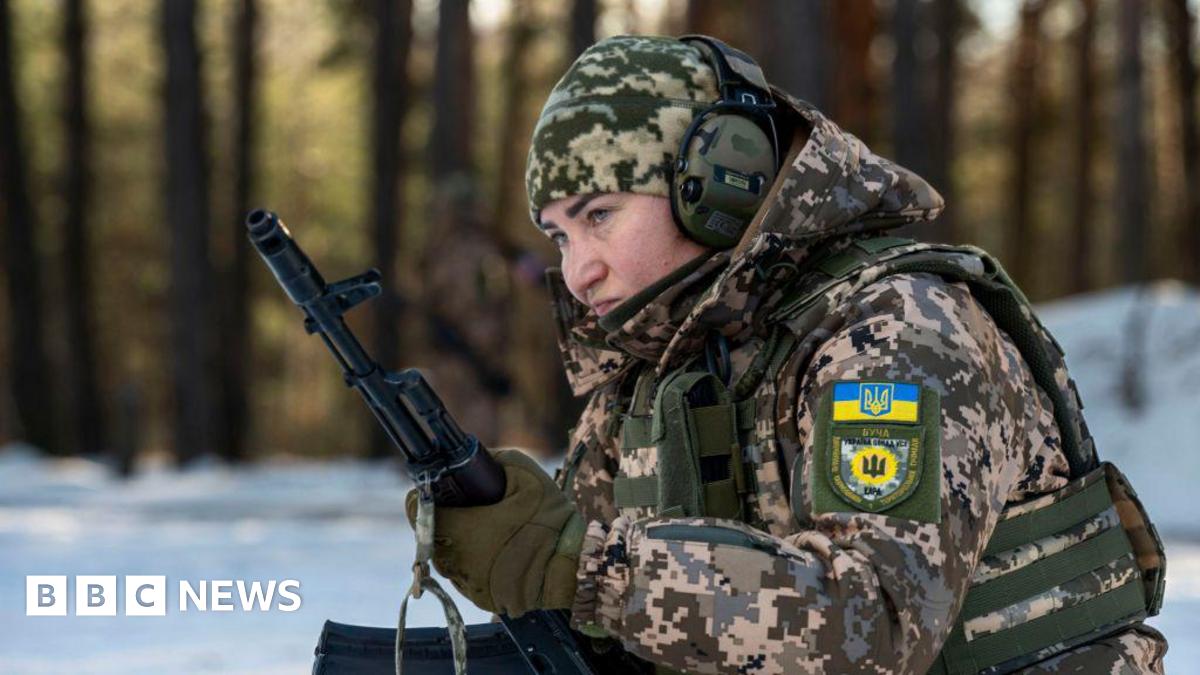 Ukraine Receives £450m Military Aid Pledge From UK Defence Secretary Ukraine Receives £450m Military Aid Pledge From UK Defence Secretary