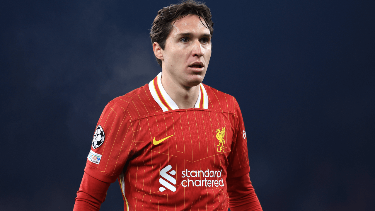 Why Liverpool Could Choose Alvarez Over Chiesa As Their New Number Nine Why Liverpool Could Choose Alvarez Over Chiesa As Their New Number Nine